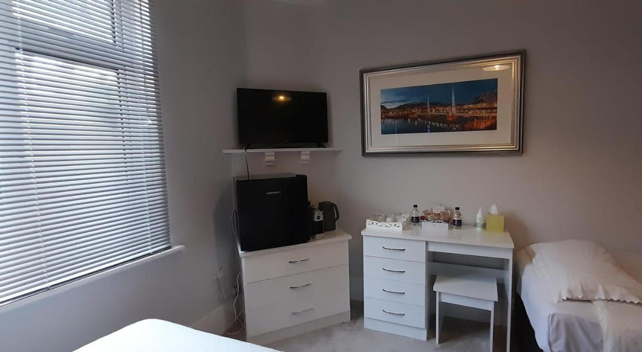 Capri Guest House Торки Экстерьер фото